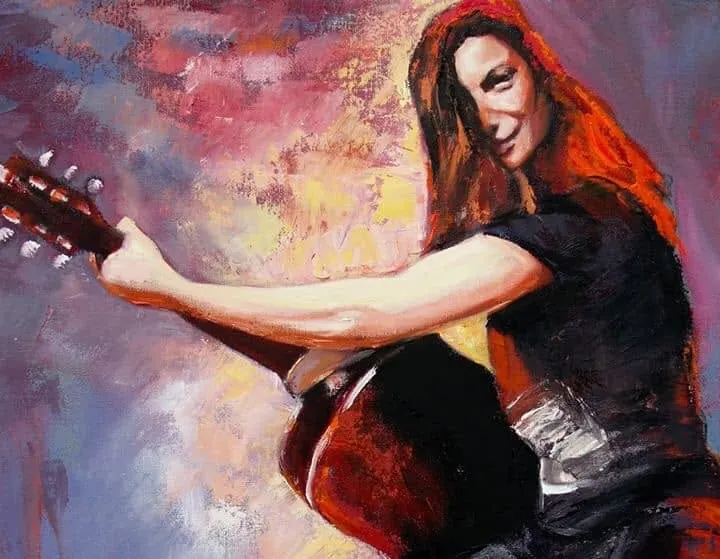 Sara Dufour, huile de 18 x 24 po : la chanteuse joue de la guitare acoustique, cheveux au vent