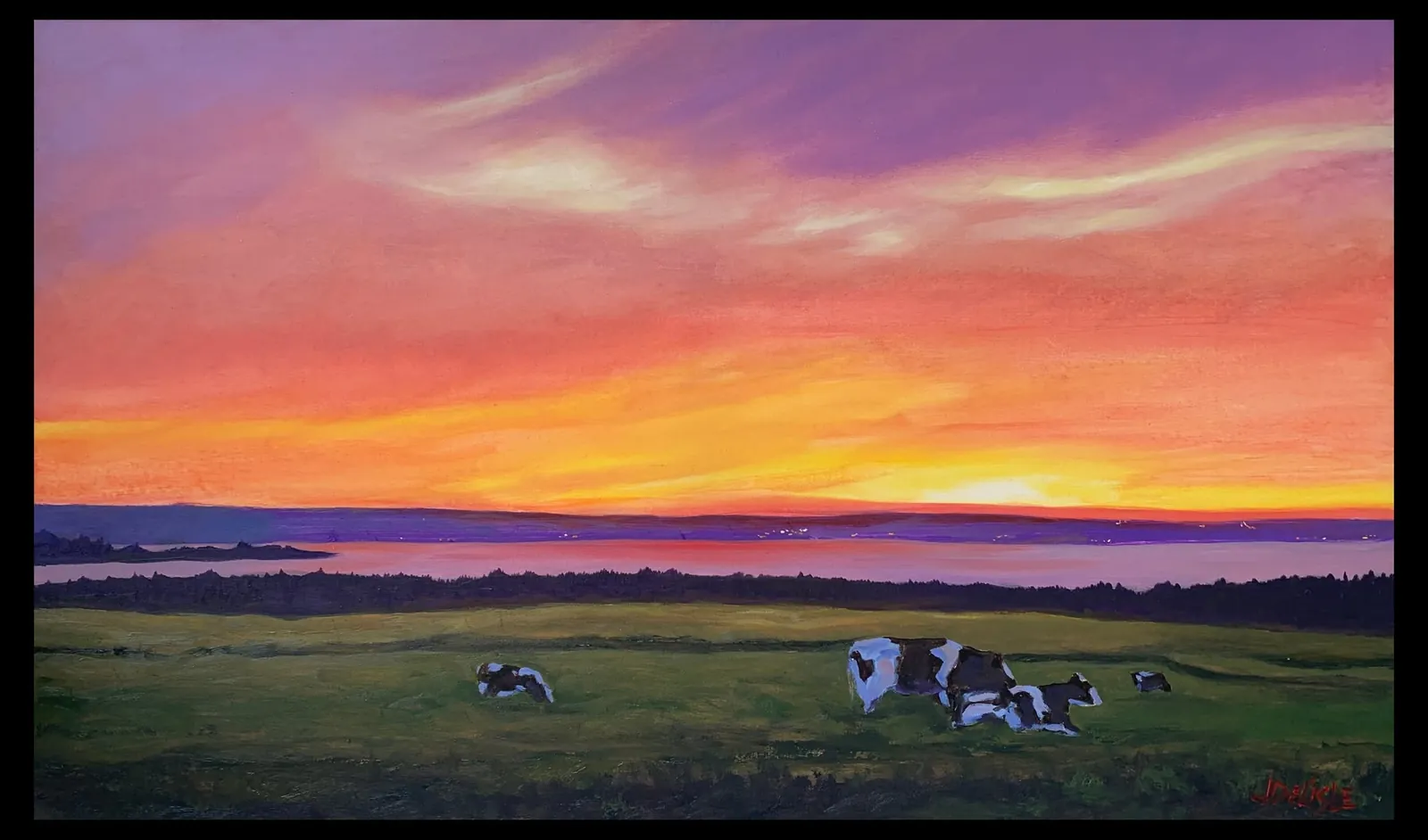 Vue sur le lac, huile de 24 x 40 po : coucher de soleil rose et orangé sur un lac, vaches au pâturage